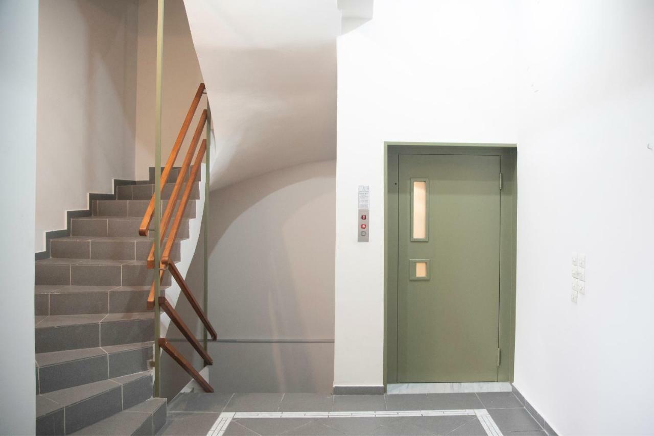 D. Apartments Каламата Екстер'єр фото